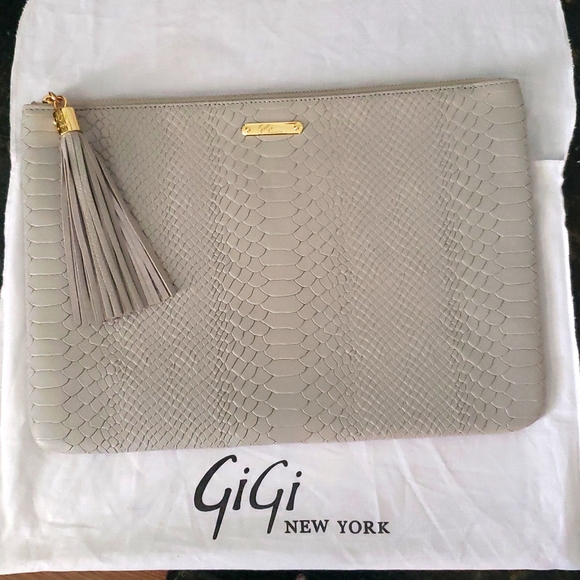 GiGi New York OS Uber Clutch in Oyster - Picture 1 of 4